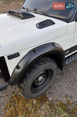 Внедорожник / Кроссовер ВАЗ / Lada 21214 / 4x4 2005 в Ужгороде