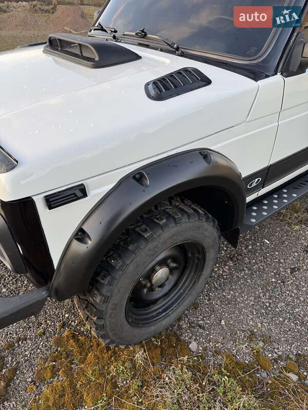 Внедорожник / Кроссовер ВАЗ / Lada 21214 / 4x4 2005 в Ужгороде
