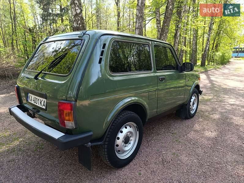 Внедорожник / Кроссовер ВАЗ / Lada 21214 / 4x4 2016 в Хмельнике