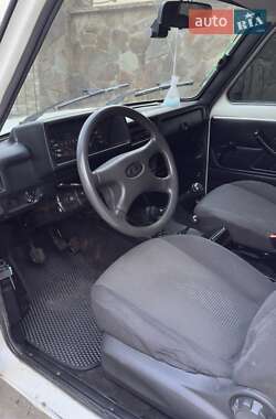 Позашляховик / Кросовер ВАЗ / Lada 21214 / 4x4 2008 в 