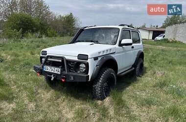 Внедорожник / Кроссовер ВАЗ 21214 / 4x4 2008 в Умани
