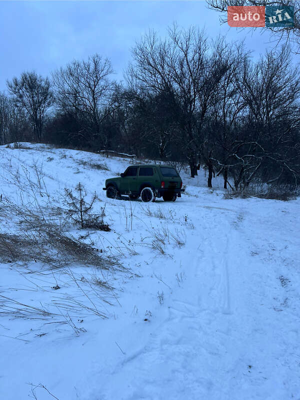 Позашляховик / Кросовер ВАЗ / Lada 21214 / 4x4 2010 в Дніпрі