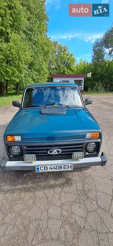 Внедорожник / Кроссовер ВАЗ 21214 / 4x4 2011 в 