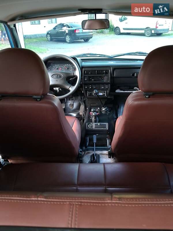 Внедорожник / Кроссовер ВАЗ / Lada 21214 / 4x4 2011 в Тростянце