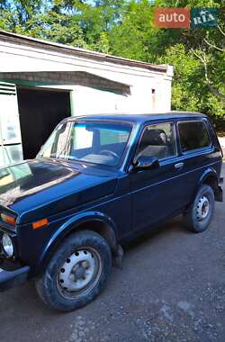Внедорожник / Кроссовер ВАЗ 21214 / 4x4 2005 в Днепре