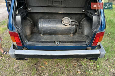 Внедорожник / Кроссовер ВАЗ 21214 / 4x4 2013 в 