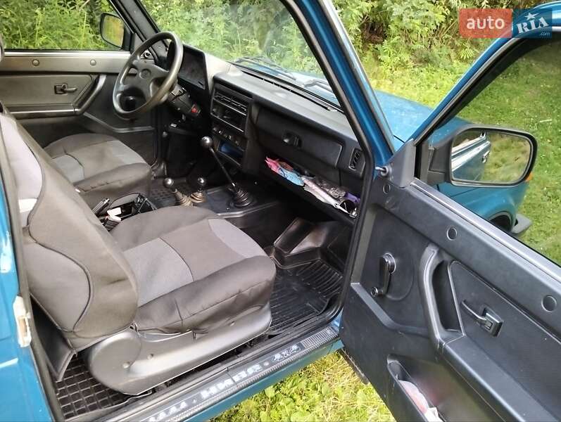 Внедорожник / Кроссовер ВАЗ / Lada 21214 / 4x4 2012 в Кременчуге