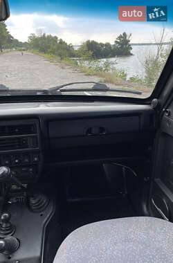 Внедорожник / Кроссовер ВАЗ 21214 / 4x4 2013 в 