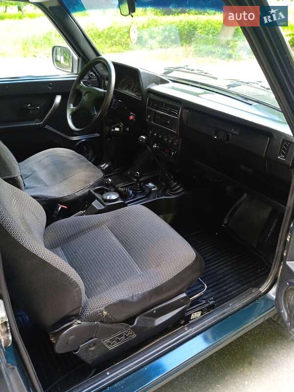 Внедорожник / Кроссовер ВАЗ / Lada 21214 / 4x4 2016 в Ямполе фото 2 Внедорожник / Кроссовер ВАЗ / Lada 21214 / 4x4 2016 в Ямполе