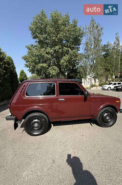 Внедорожник / Кроссовер ВАЗ 21214 / 4x4 2012 в 