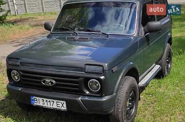 Внедорожник / Кроссовер ВАЗ 21214 / 4x4 2010 в Вознесенске