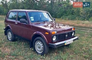 Позашляховик / Кросовер ВАЗ 21214 / 4x4 2011 в Харкові