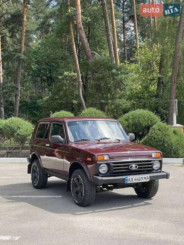 ВАЗ / Lada 21214 / 4x4 2011