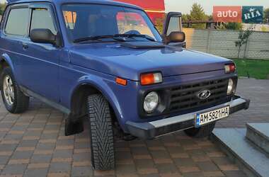 Внедорожник / Кроссовер ВАЗ / Lada 21214 / 4x4 2017 в Житомире