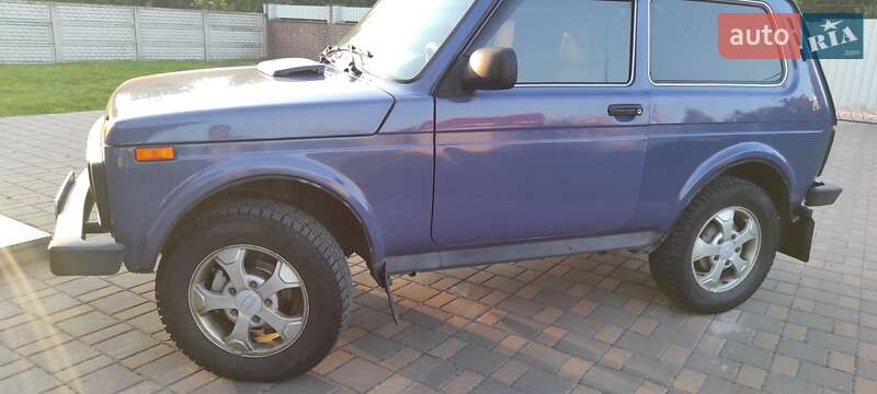 Позашляховик / Кросовер ВАЗ / Lada 21214 / 4x4 2017 в Житомирі