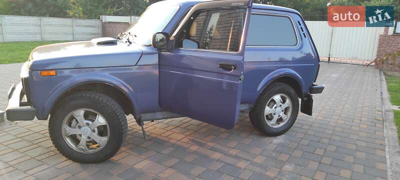 Позашляховик / Кросовер ВАЗ / Lada 21214 / 4x4 2017 в Житомирі
