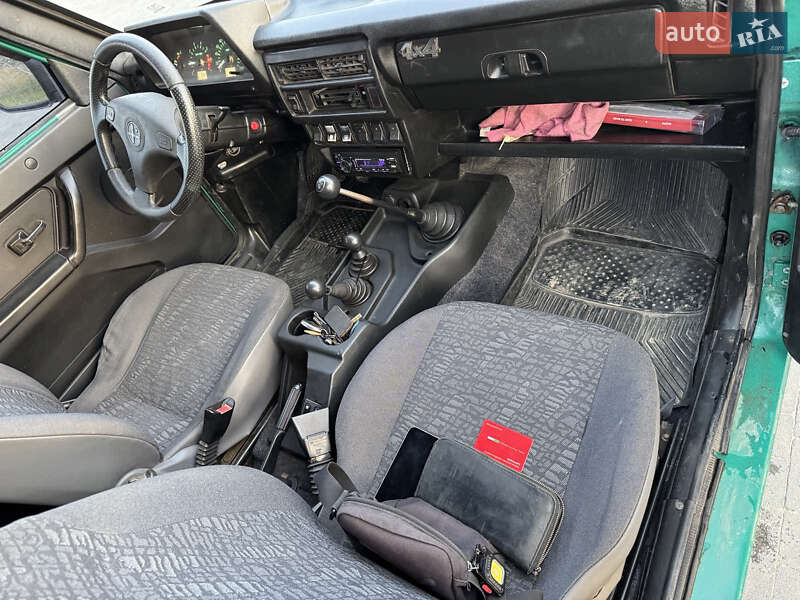 Внедорожник / Кроссовер ВАЗ / Lada 21214 / 4x4 2016 в Хусте