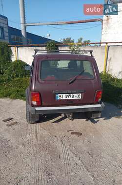 Внедорожник / Кроссовер ВАЗ 21214 / 4x4 2012 в 