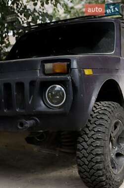 Внедорожник / Кроссовер ВАЗ 21214 / 4x4 1995 в 