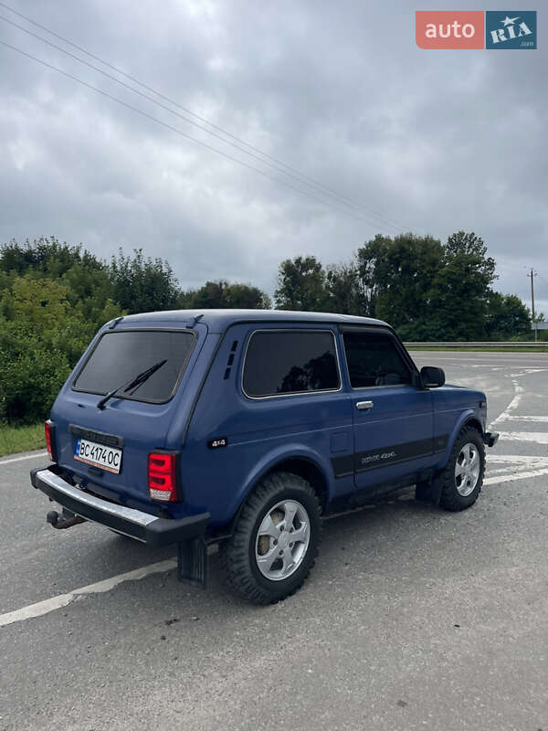 Внедорожник / Кроссовер ВАЗ / Lada 21214 / 4x4 2008 в Бродах