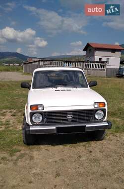 Внедорожник / Кроссовер ВАЗ 21214 / 4x4 2011 в 