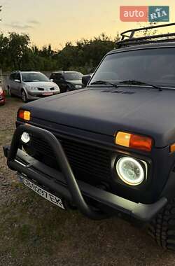 Внедорожник / Кроссовер ВАЗ 21214 / 4x4 2012 в 