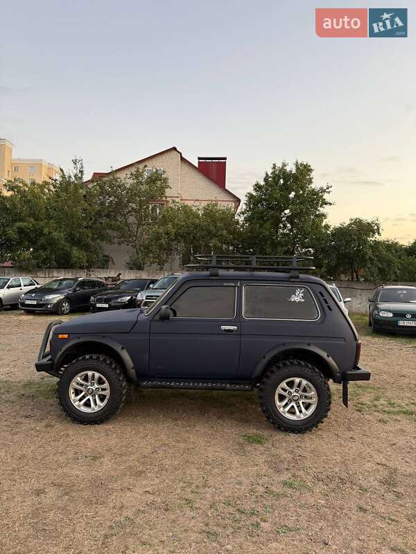Позашляховик / Кросовер ВАЗ / Lada 21214 / 4x4 2012 в Чернігові