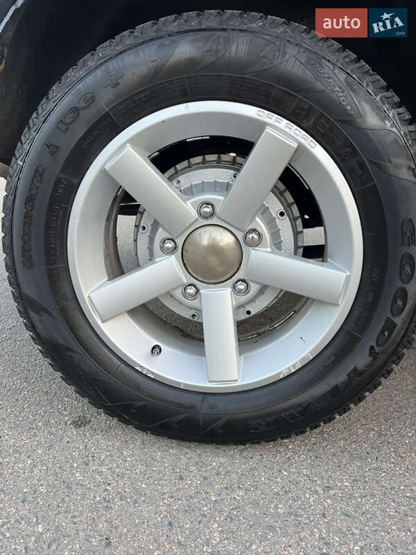 Внедорожник / Кроссовер ВАЗ / Lada 21214 / 4x4 2007 в Конотопе