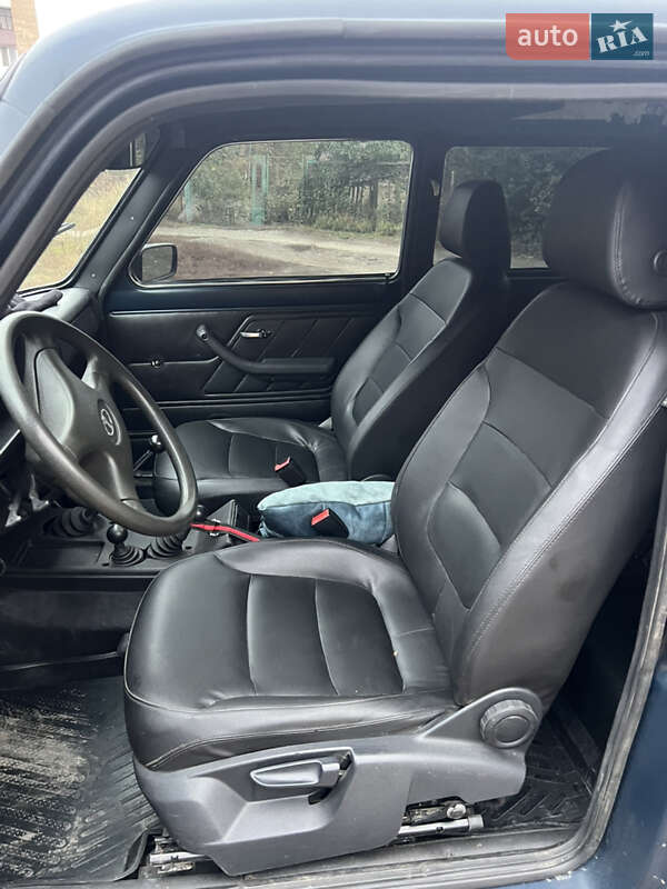 Внедорожник / Кроссовер ВАЗ / Lada 21214 / 4x4 2007 в Конотопе