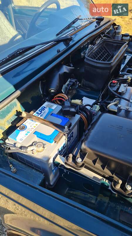 Позашляховик / Кросовер ВАЗ / Lada 21214 / 4x4 2008 в Глухові