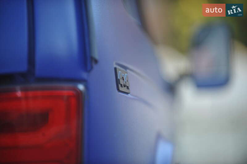 Внедорожник / Кроссовер ВАЗ / Lada 21214 / 4x4 2007 в Полтаве