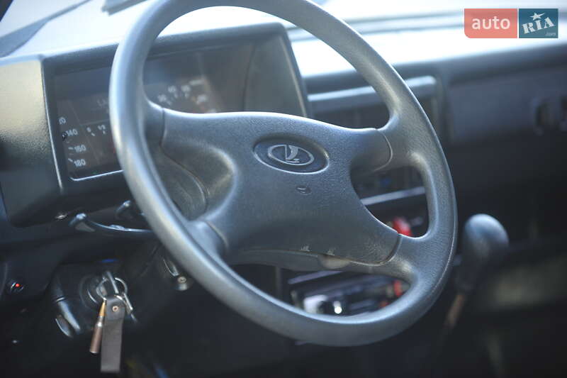 Внедорожник / Кроссовер ВАЗ / Lada 21214 / 4x4 2007 в Полтаве