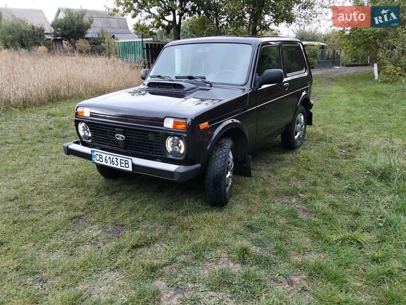 Внедорожник / Кроссовер ВАЗ 21214 / 4x4 2015 в 