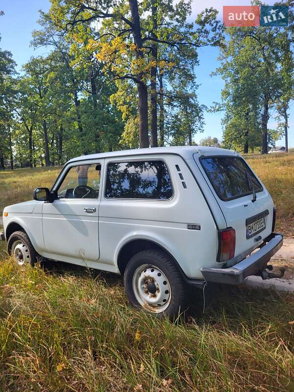 Внедорожник / Кроссовер ВАЗ / Lada 21214 / 4x4 2010 в Шостке