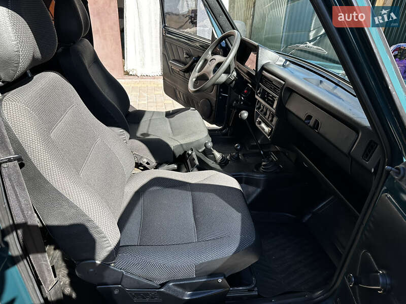 Внедорожник / Кроссовер ВАЗ / Lada 21214 / 4x4 2011 в Хмельнике