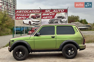 Позашляховик / Кросовер ВАЗ 21214 / 4x4 2014 в 