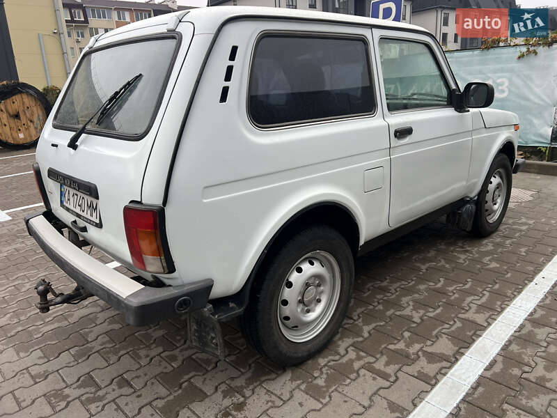 Позашляховик / Кросовер ВАЗ / Lada 21214 / 4x4 2015 в Києві