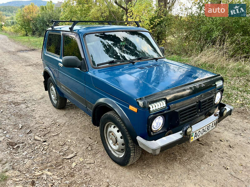 Внедорожник / Кроссовер ВАЗ / Lada 21214 / 4x4 2010 в Мукачево