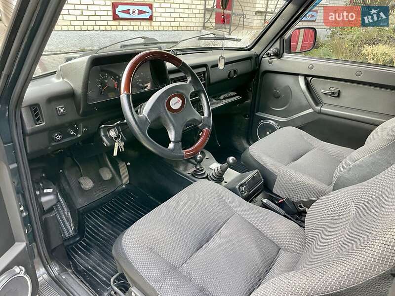 Позашляховик / Кросовер ВАЗ / Lada 21214 / 4x4 2012 в Миргороді