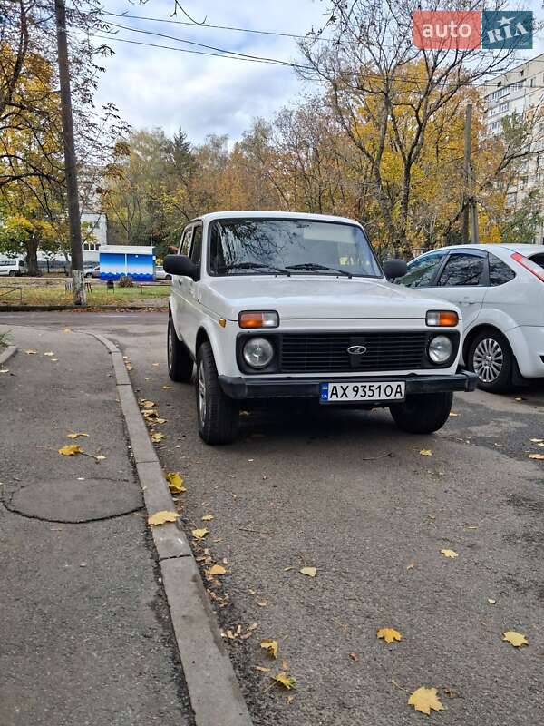 Внедорожник / Кроссовер ВАЗ / Lada 21214 / 4x4 2012 в Харькове фото 8 Внедорожник / Кроссовер ВАЗ / Lada 21214 / 4x4 2012 в Харькове