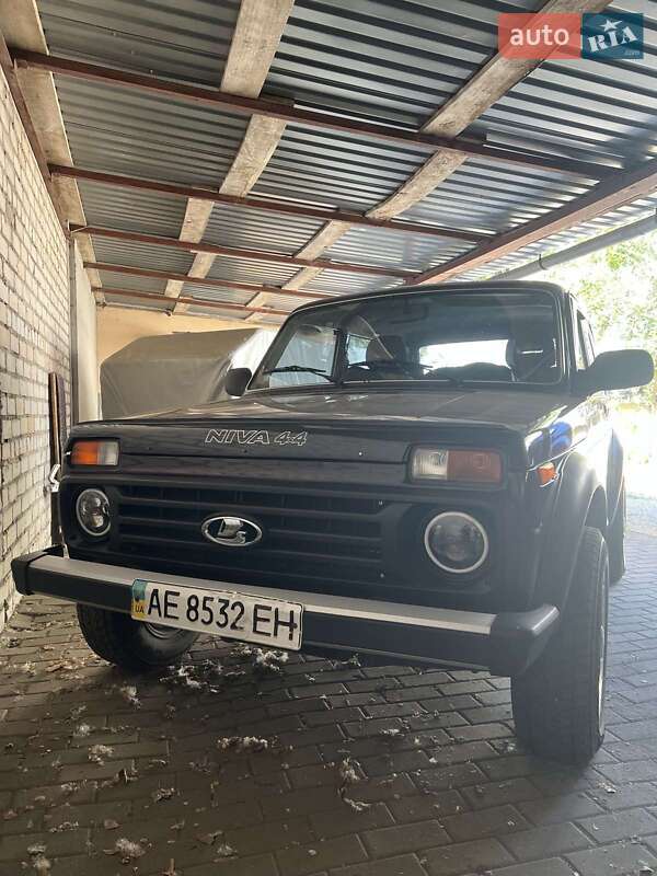 Внедорожник / Кроссовер ВАЗ / Lada 21214 / 4x4 2010 в Вольногорске фото 2 Внедорожник / Кроссовер ВАЗ / Lada 21214 / 4x4 2010 в Вольногорске