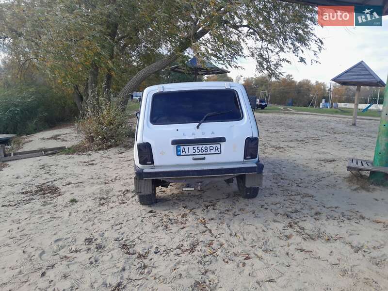 Внедорожник / Кроссовер ВАЗ / Lada 21214 / 4x4 2003 в Березане