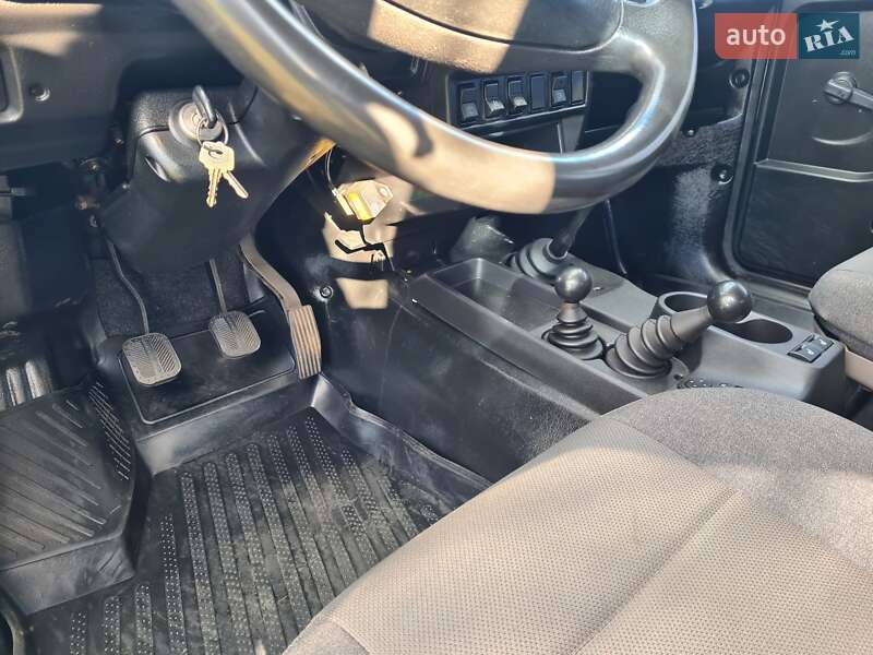 Внедорожник / Кроссовер ВАЗ / Lada 21214 / 4x4 2015 в Львове