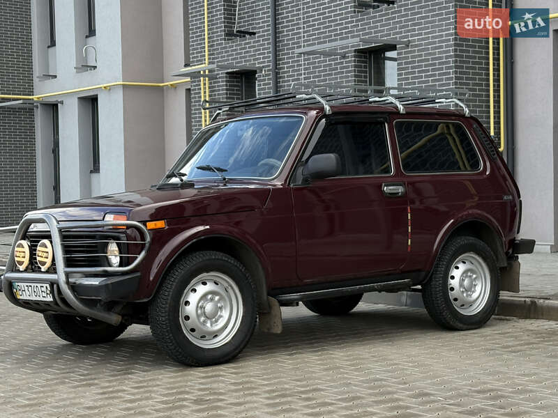 Позашляховик / Кросовер ВАЗ / Lada 21214 / 4x4 2011 в Одесі