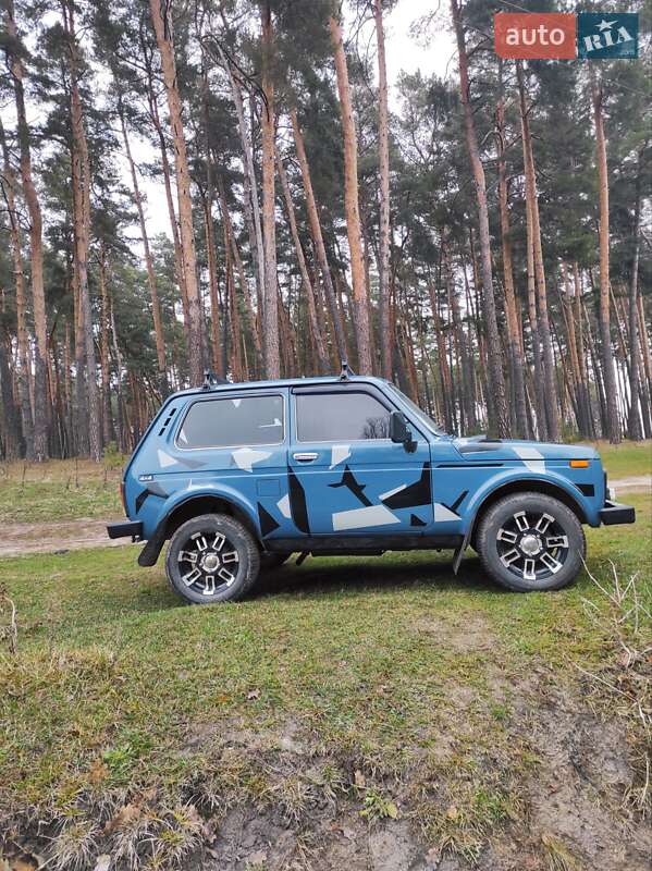 Позашляховик / Кросовер ВАЗ / Lada 21214 / 4x4 2007 в Лебедині