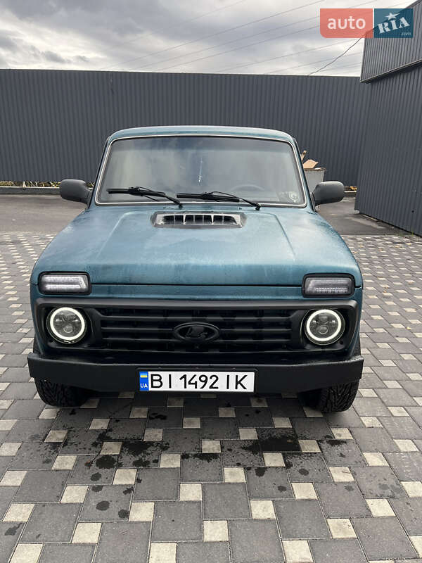 Внедорожник / Кроссовер ВАЗ / Lada 21214 / 4x4 2006 в Полтаве