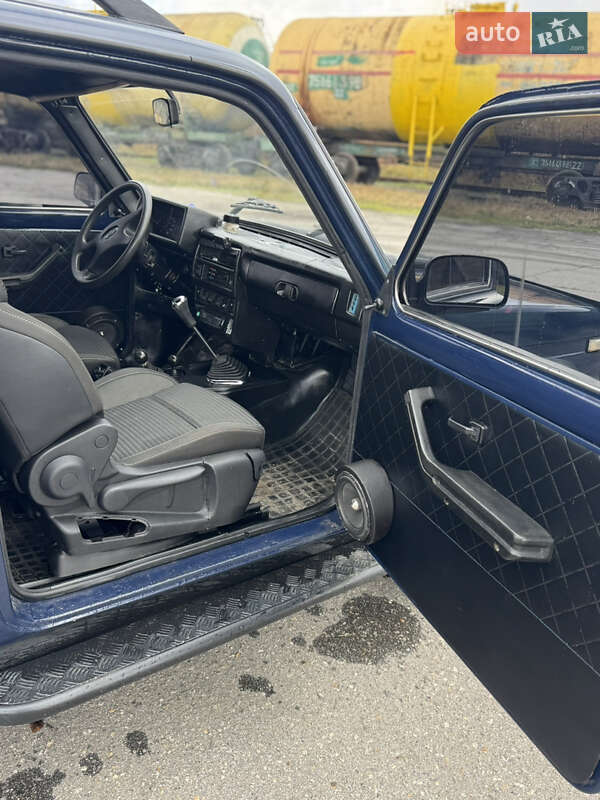 Позашляховик / Кросовер ВАЗ / Lada 21214 / 4x4 2003 в Вінниці фото 9 Позашляховик / Кросовер ВАЗ / Lada 21214 / 4x4 2003 в Вінниці