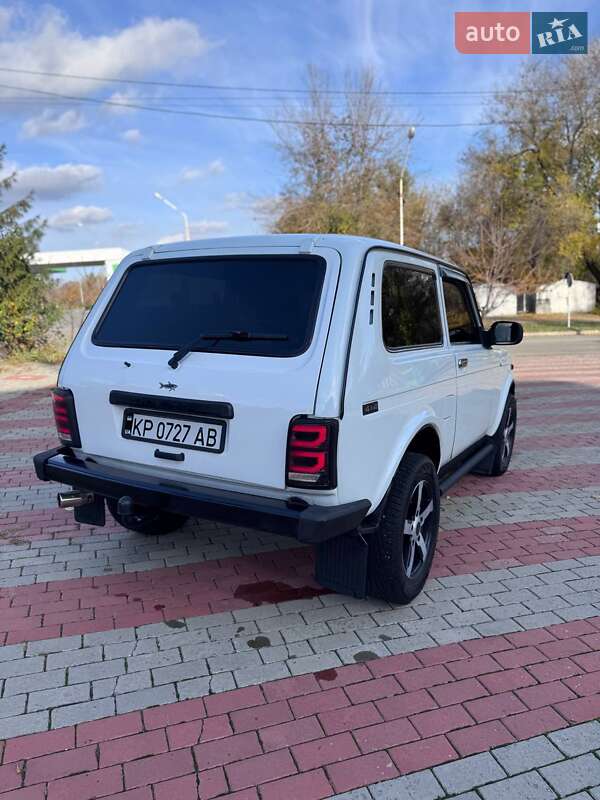 Позашляховик / Кросовер ВАЗ / Lada 21214 / 4x4 2011 в Запоріжжі