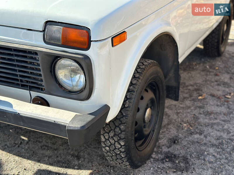 Позашляховик / Кросовер ВАЗ / Lada 21214 / 4x4 2011 в Дніпрі фото 26 Позашляховик / Кросовер ВАЗ / Lada 21214 / 4x4 2011 в Дніпрі