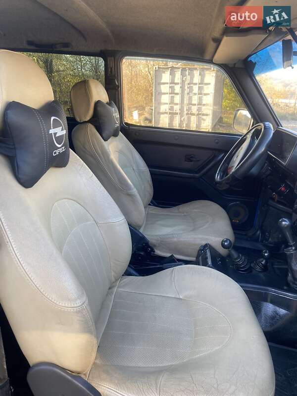 Позашляховик / Кросовер ВАЗ / Lada 21214 / 4x4 2007 в Звенигородці фото 13 Позашляховик / Кросовер ВАЗ / Lada 21214 / 4x4 2007 в Звенигородці